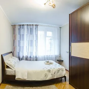 Apartment On Zatsepa 32, Moscow